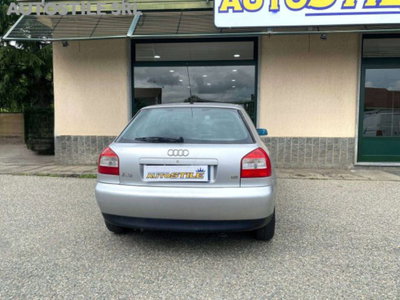 Audi A3 Sportback 1.6 Ambiente (6)