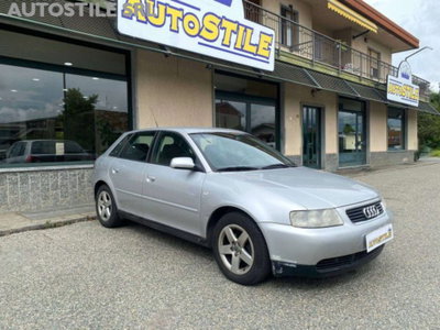 Audi A3 Sportback 1.6 Ambiente (7)