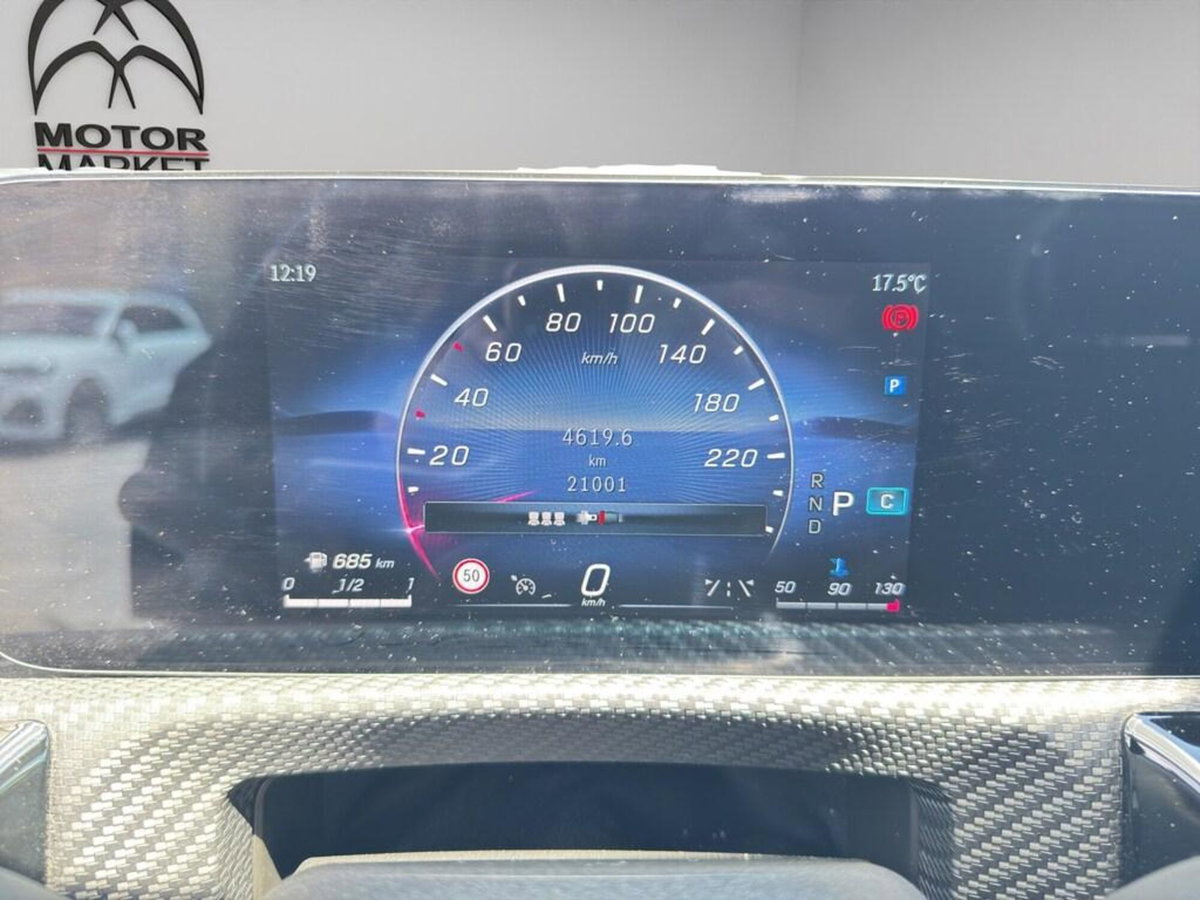Mercedes-Benz Classe A 180 d Premium (11)