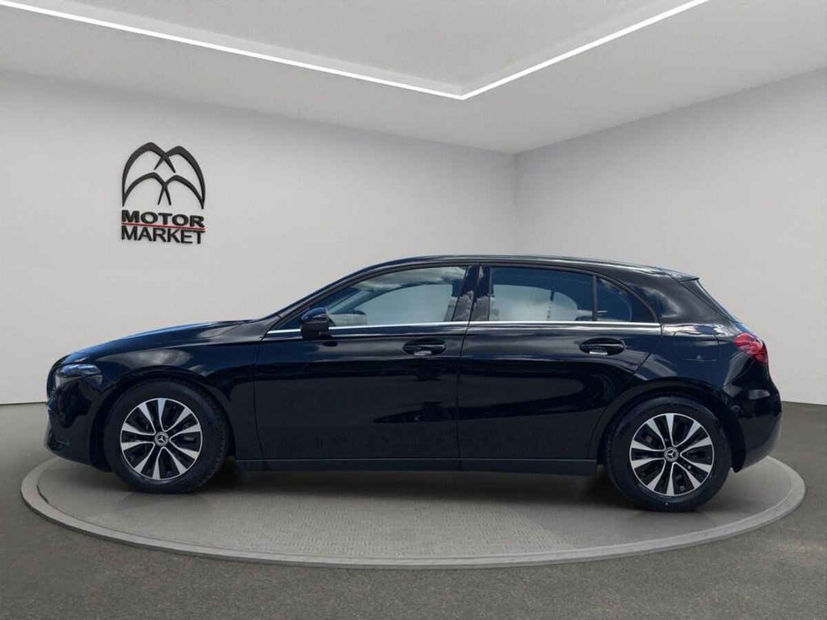 Mercedes-Benz Classe A 180 d Premium (5)