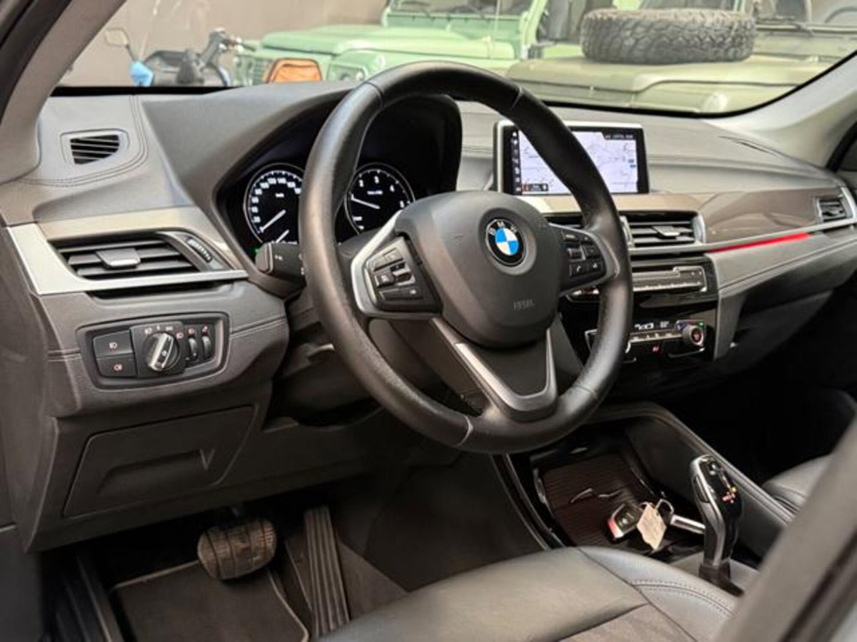 BMW X1 xDrive18d xLine Plus (9)