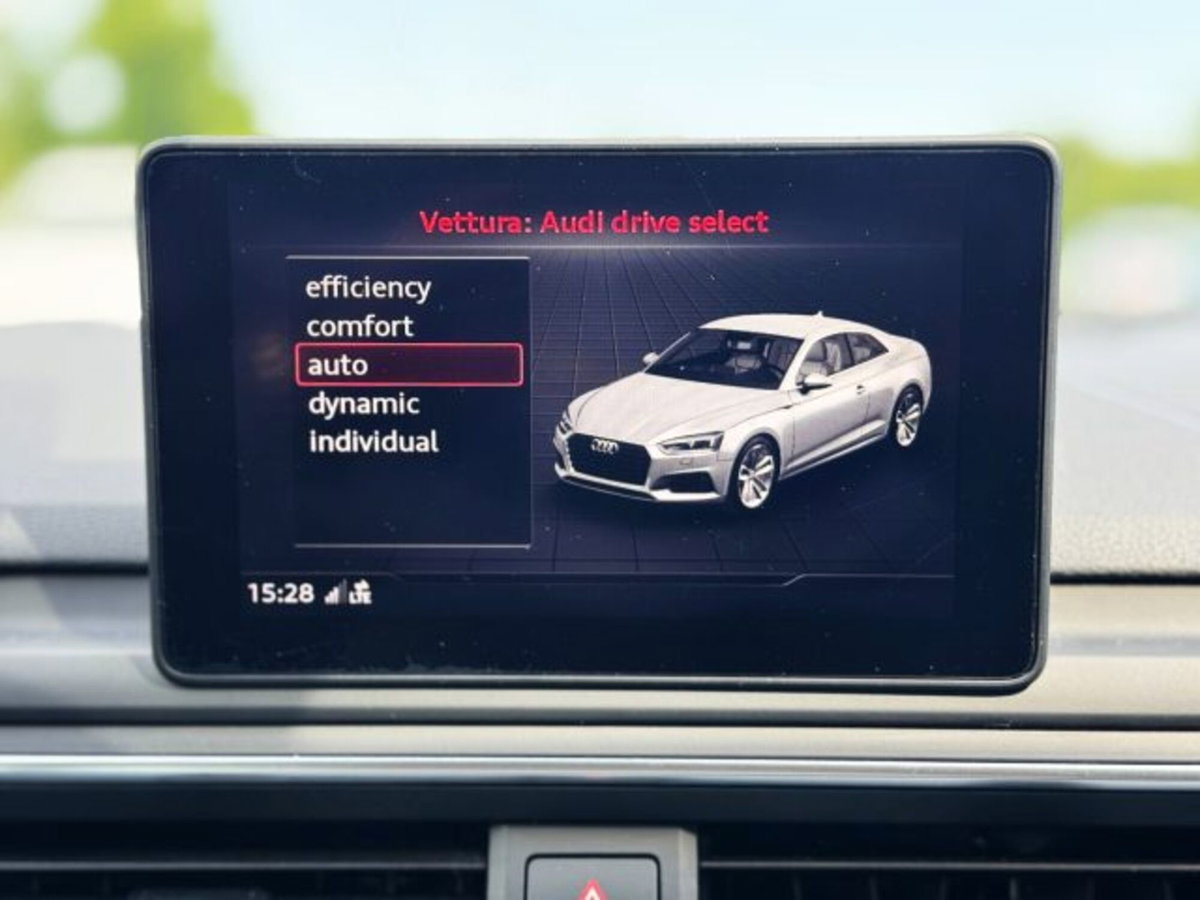 Audi A5 Coupé 40 TDI quattro S tronic Business Sport (11)