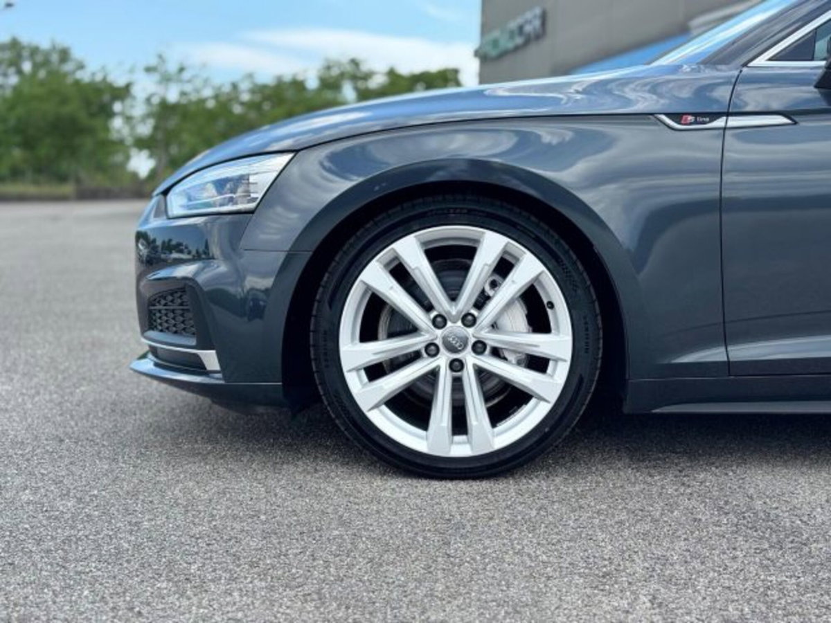 Audi A5 Coupé 40 TDI quattro S tronic Business Sport (20)