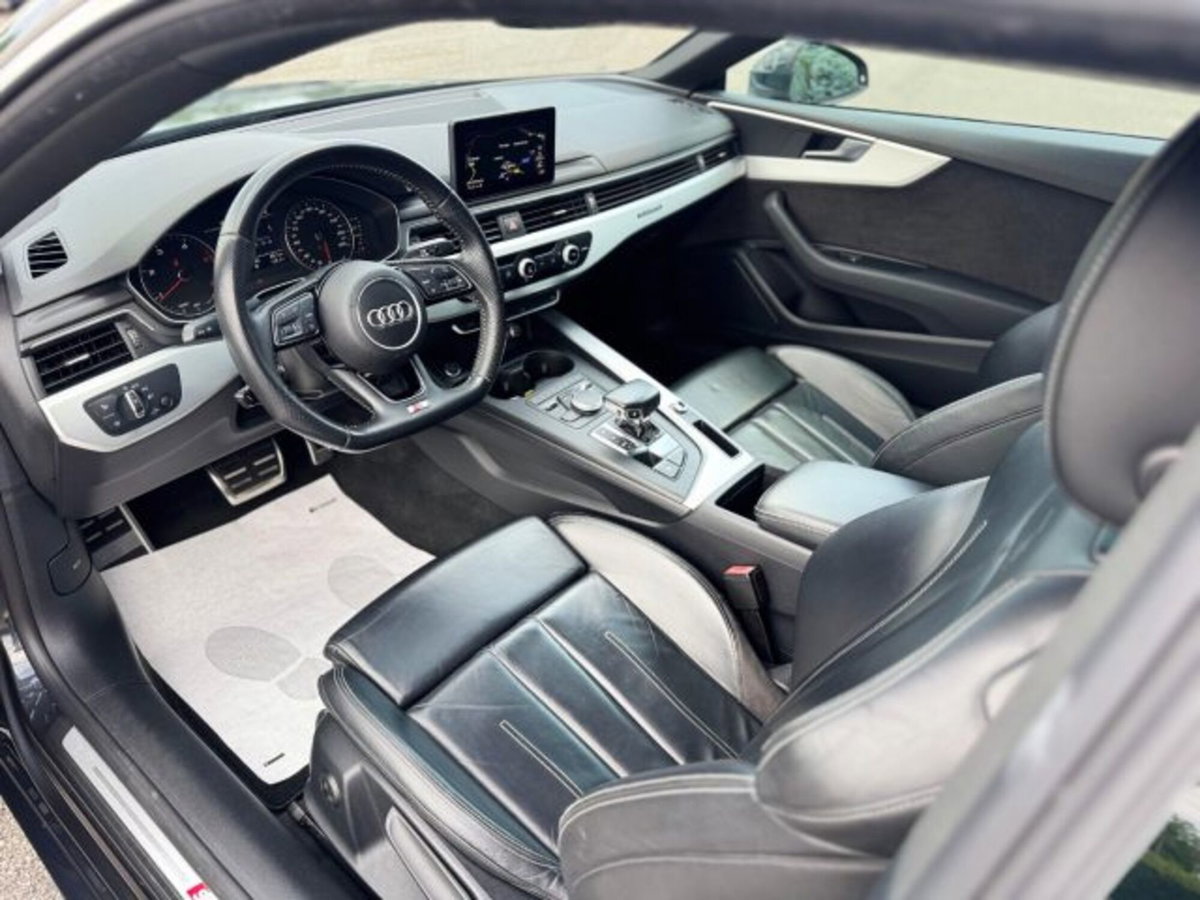Audi A5 Coupé 40 TDI quattro S tronic Business Sport (6)