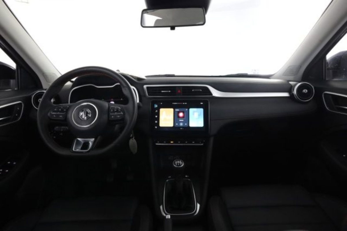 Mg ZS ZS 1.5 Luxury (3)