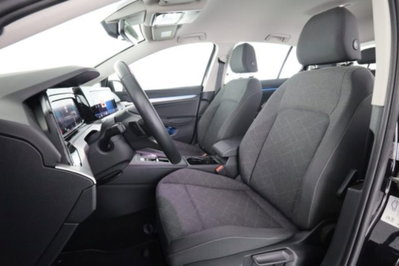 Volkswagen Golf Variant 2.0 TDI SCR DSG Life (2)