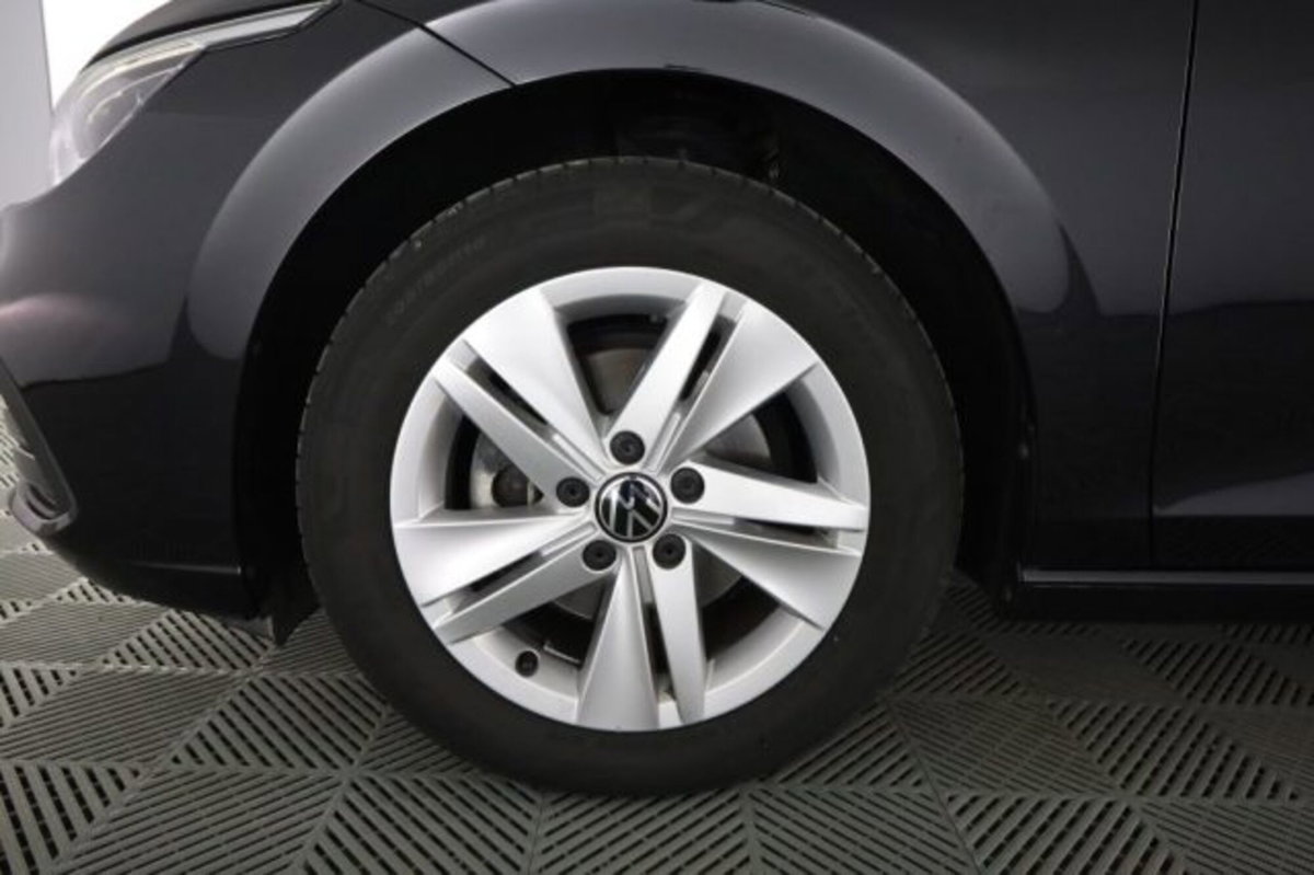 Volkswagen Golf Variant 2.0 TDI SCR DSG Life (8)