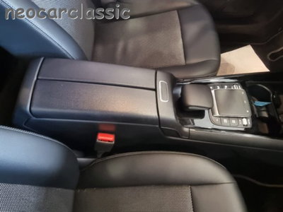 Mercedes-Benz GLB 180 d Automatic Executive (16)