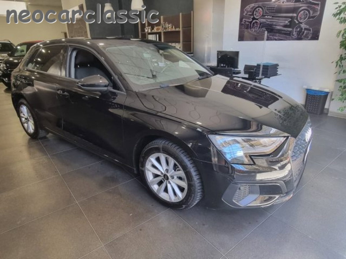 Audi A3 Sportback 35 TDI S tronic Business (2)