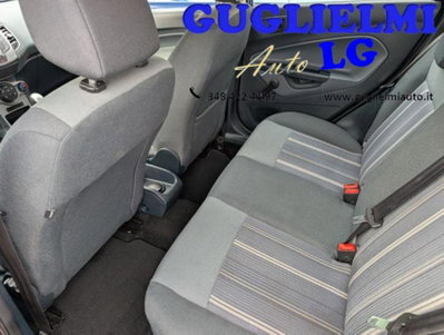 Ford Fiesta 1.2 82CV 5 porte (20)