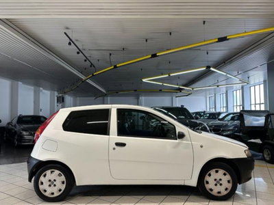 Fiat Punto 1.2i cat 3 porte Van (5)