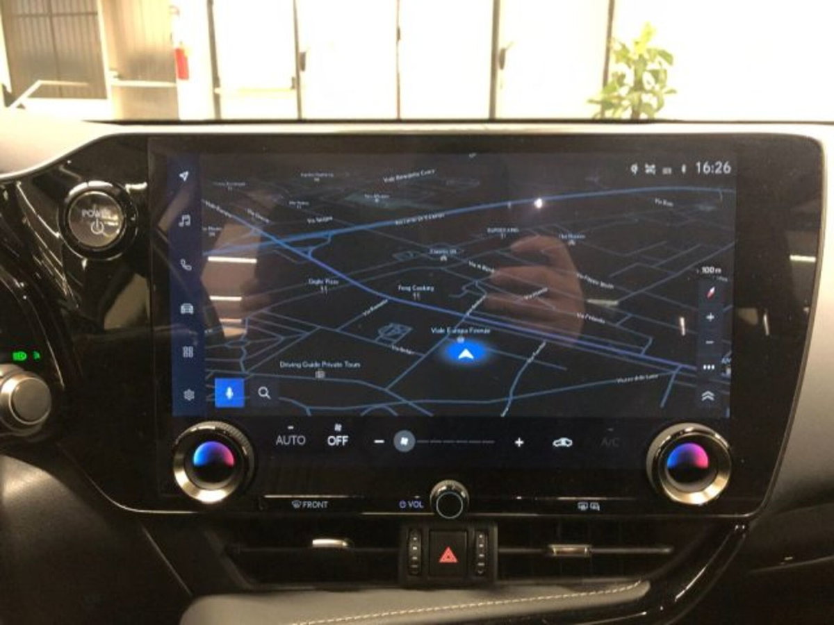 Lexus NX Plug-in 4WD Premium (18)