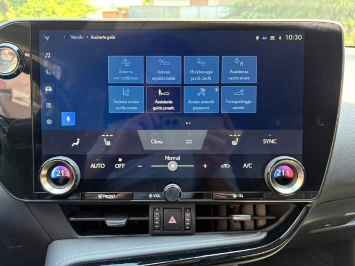 Lexus NX 350h 2.5 Premium+ 4wd e-cvt (12)