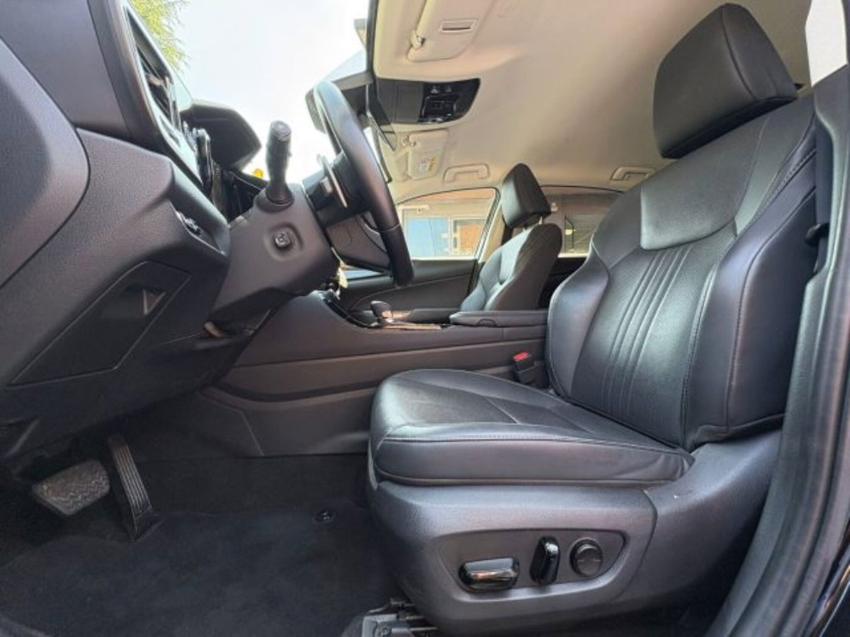 Lexus NX 350h 2.5 Premium+ 4wd e-cvt (14)