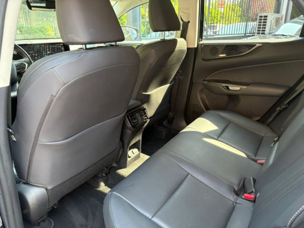 Lexus NX 350h 2.5 Premium+ 4wd e-cvt (15)