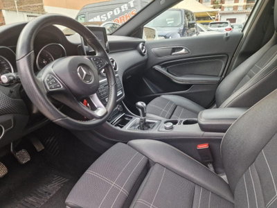Mercedes-Benz Classe A 180 d Premium (10)