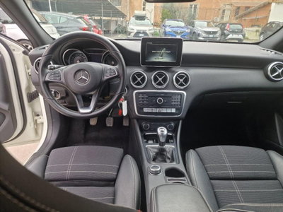 Mercedes-Benz Classe A 180 d Premium (12)