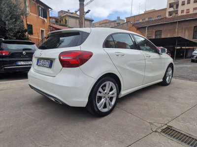 Mercedes-Benz Classe A 180 d Premium (2)
