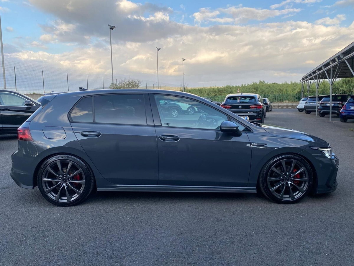Volkswagen Golf 2.0 TDI GTD DSG (4)