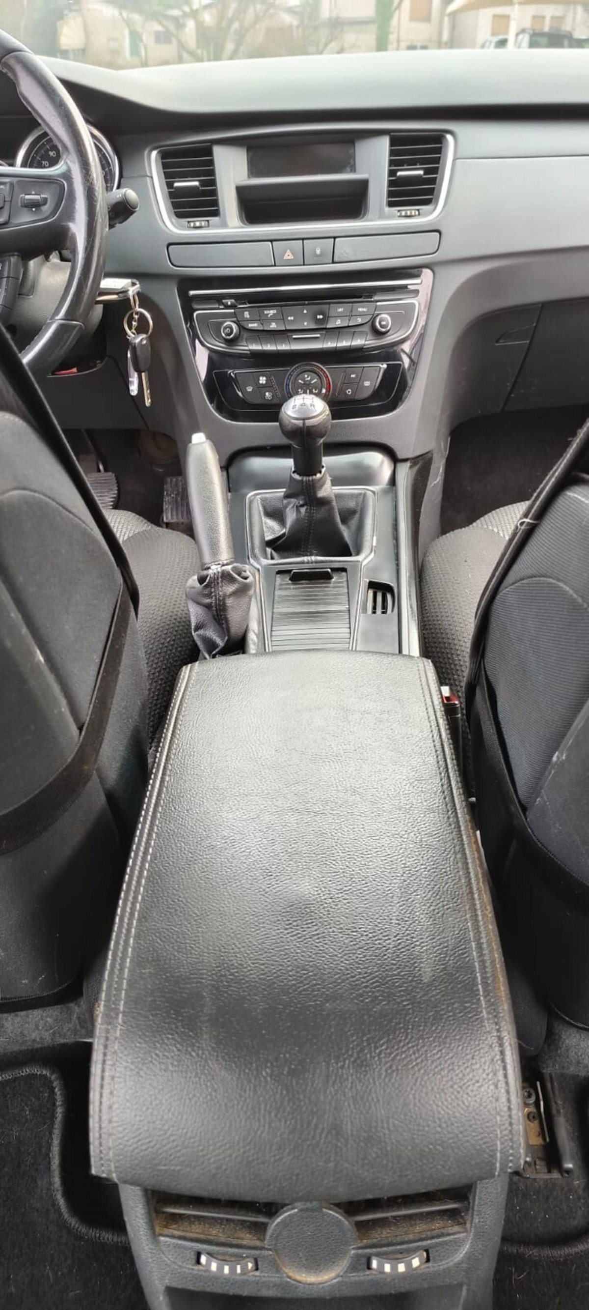 Peugeot 508 1.6 HDi 115CV Access (12)