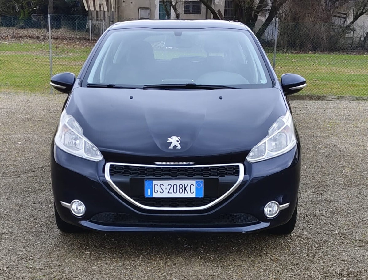 Peugeot 208 VTi 82 CV 5 porte Allure (3)