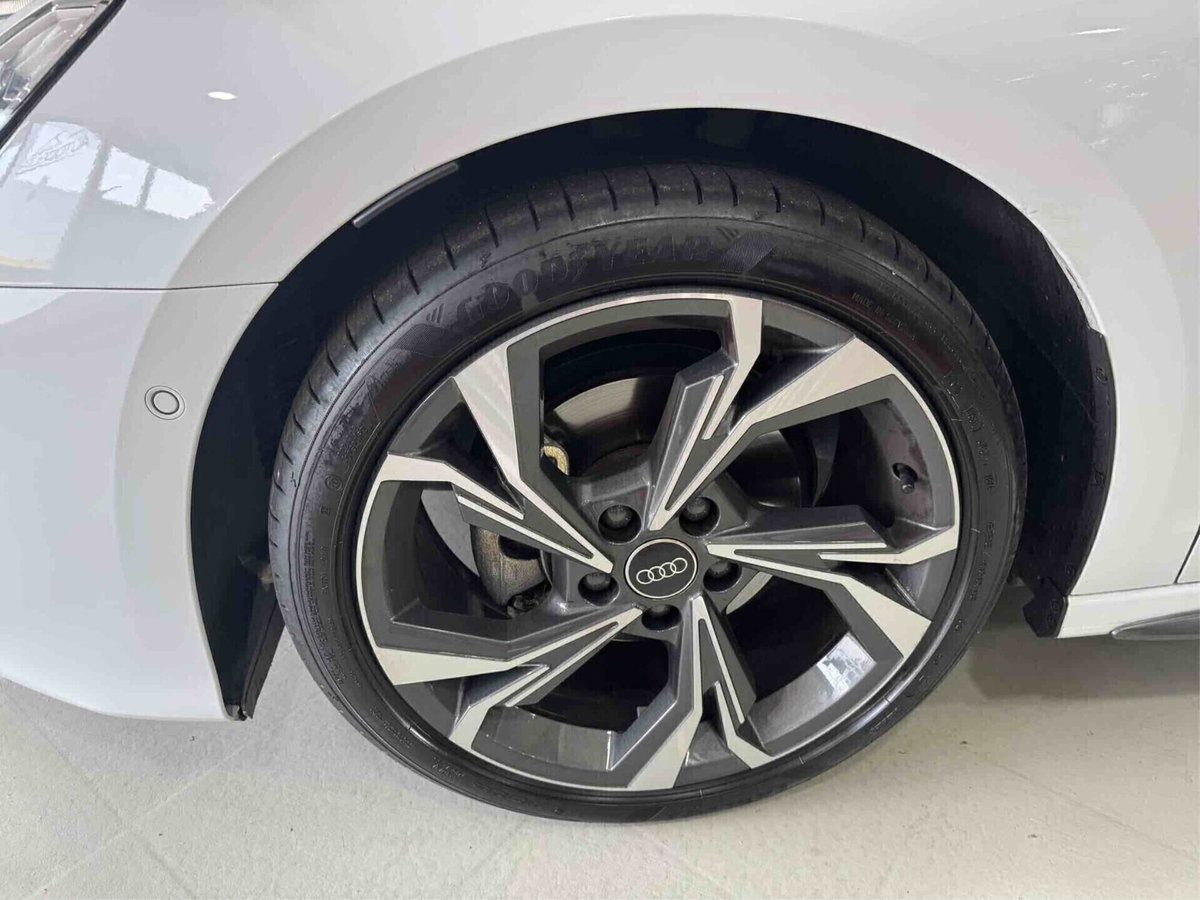 Audi A3 Sportback 35 TDI S tronic S line edition (10)