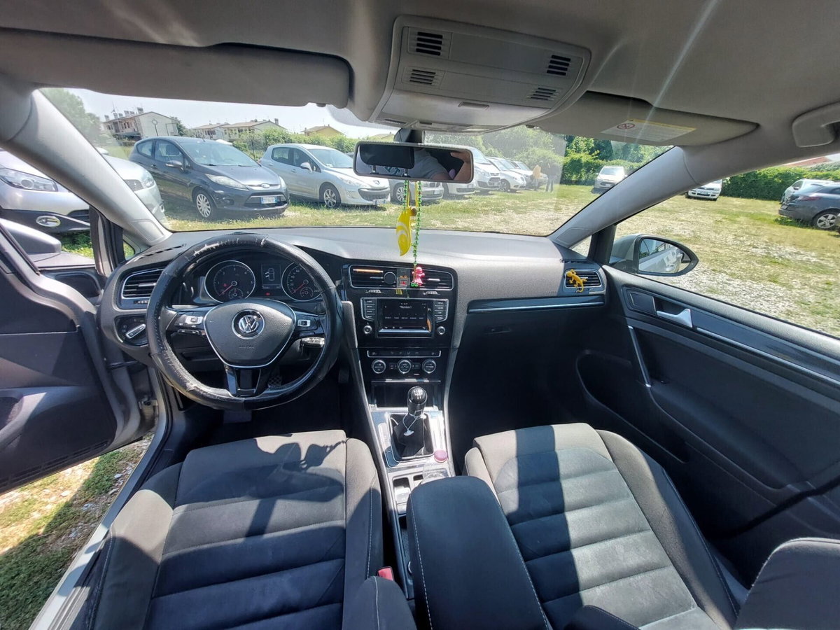 Volkswagen Golf 1.6 TDI 5p. Highline BlueMotion Technology (13)