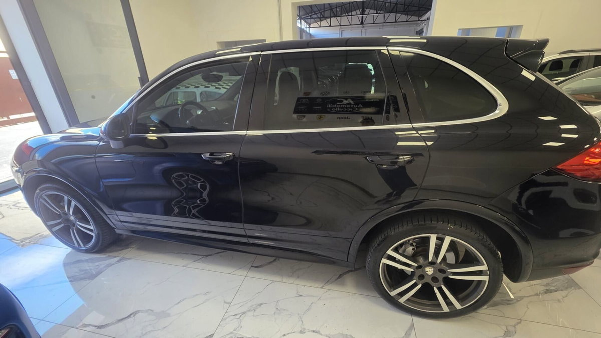 Porsche Cayenne 3.0 Diesel (11)