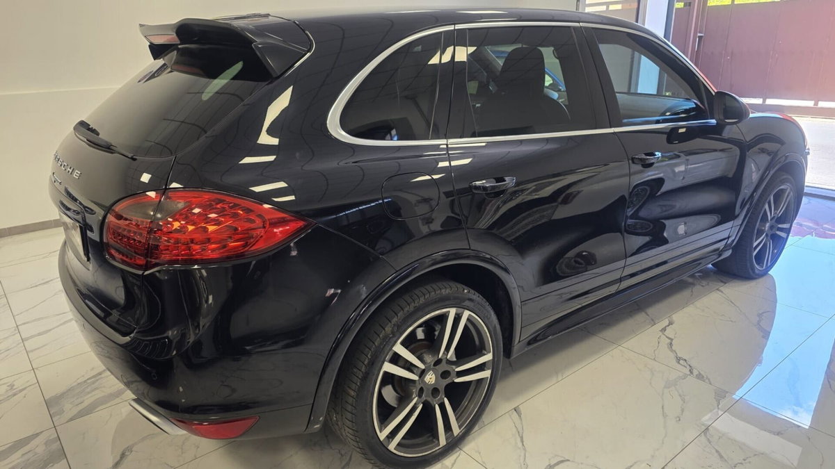 Porsche Cayenne 3.0 Diesel (6)