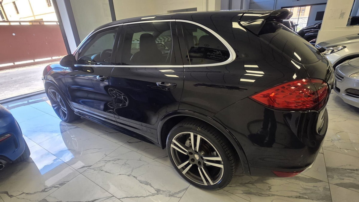 Porsche Cayenne 3.0 Diesel (8)