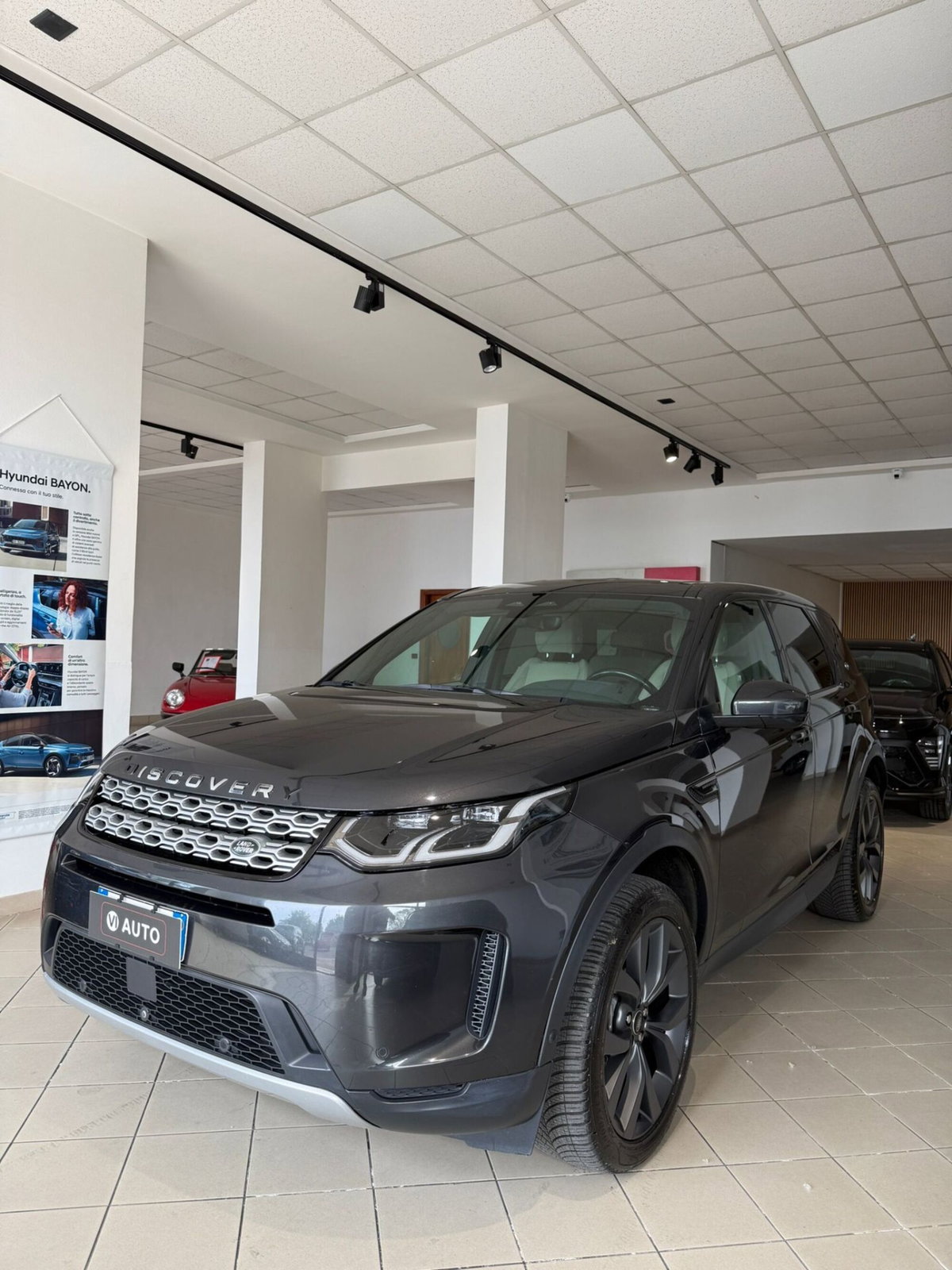 Land Rover Discovery Sport 2.0 TD4 163 CV AWD Auto R-Dynamic SE (3)