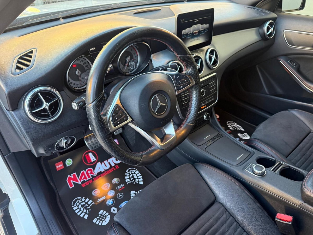 Mercedes-Benz GLA SUV 220 d Automatic Premium (18)