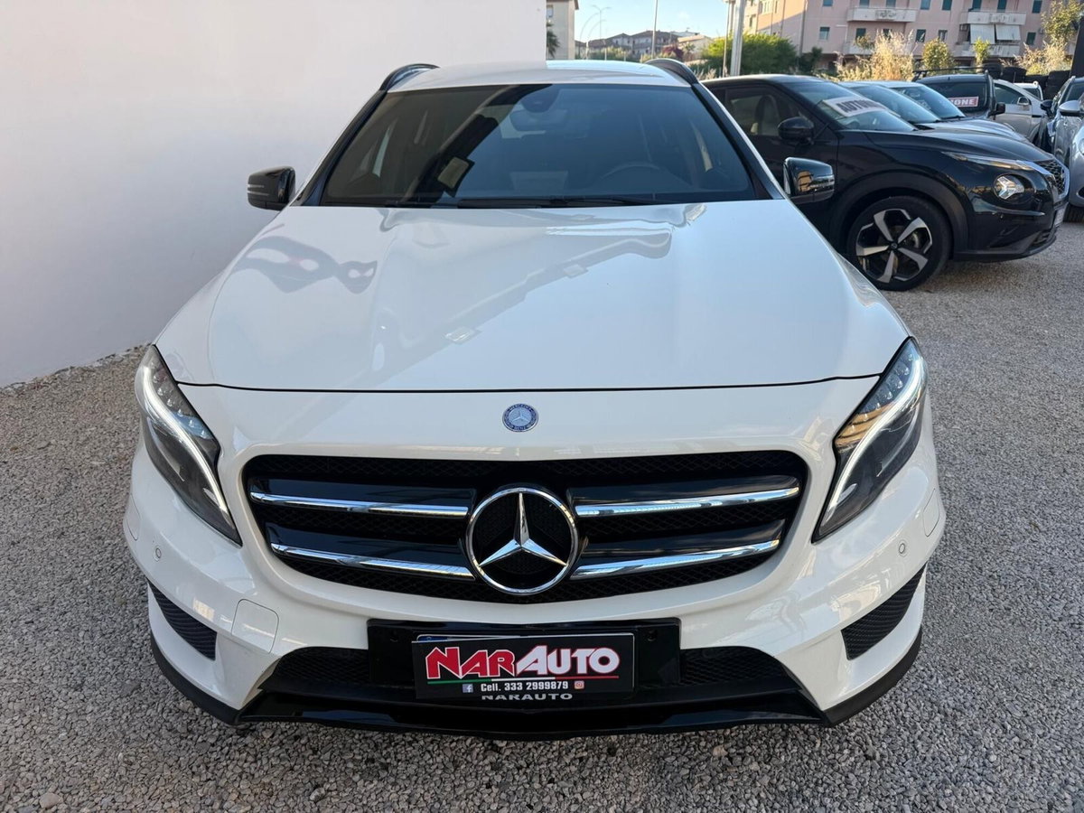 Mercedes-Benz GLA SUV 220 d Automatic Premium (3)