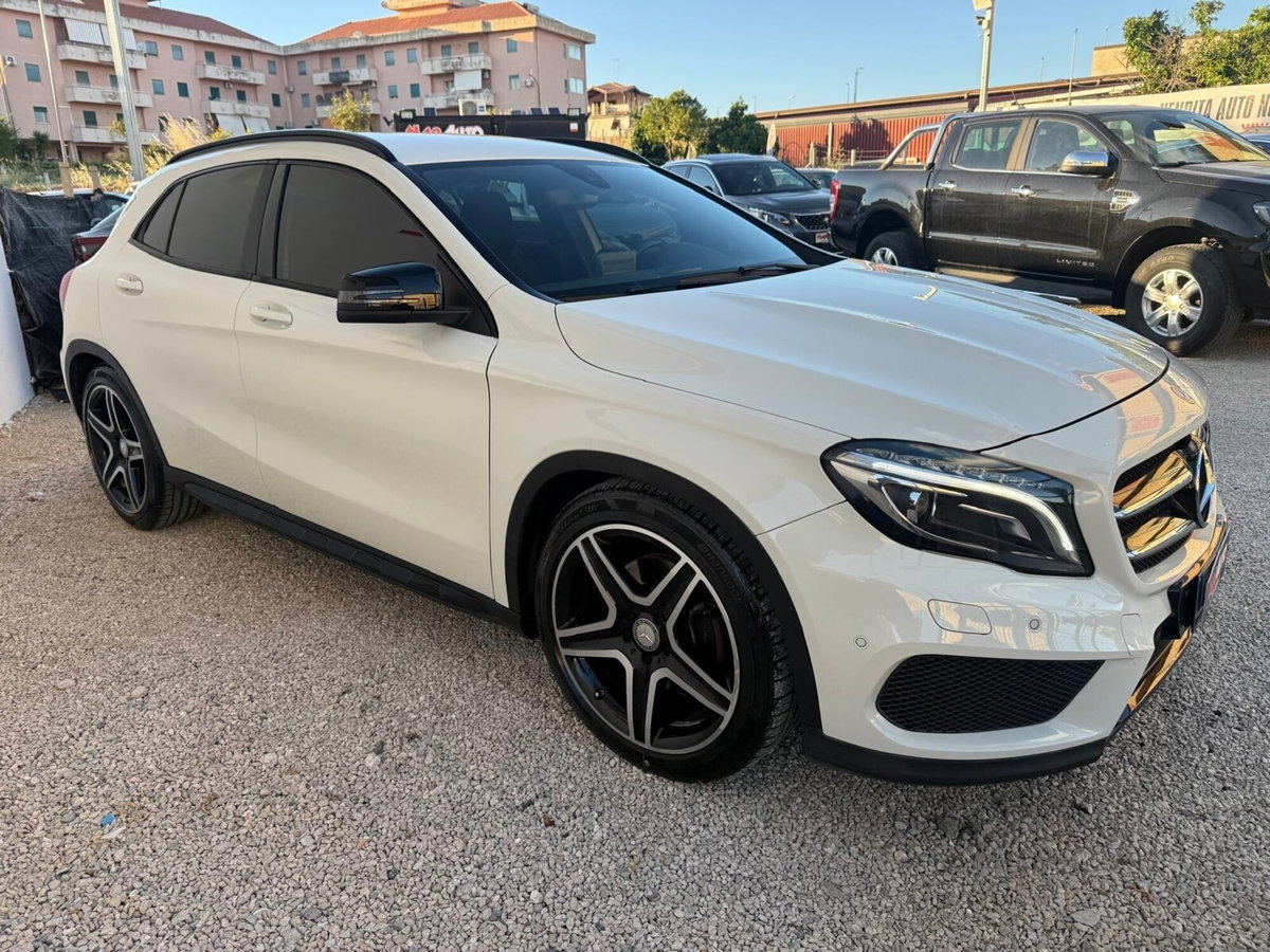 Mercedes-Benz GLA SUV 220 d Automatic Premium (4)