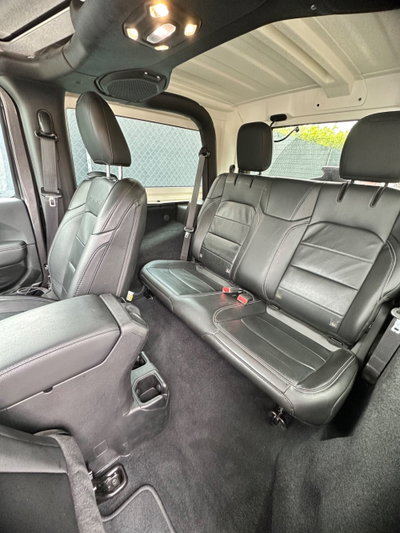 Jeep Wrangler Unlimited 2.2 Mjt II Sahara (13)