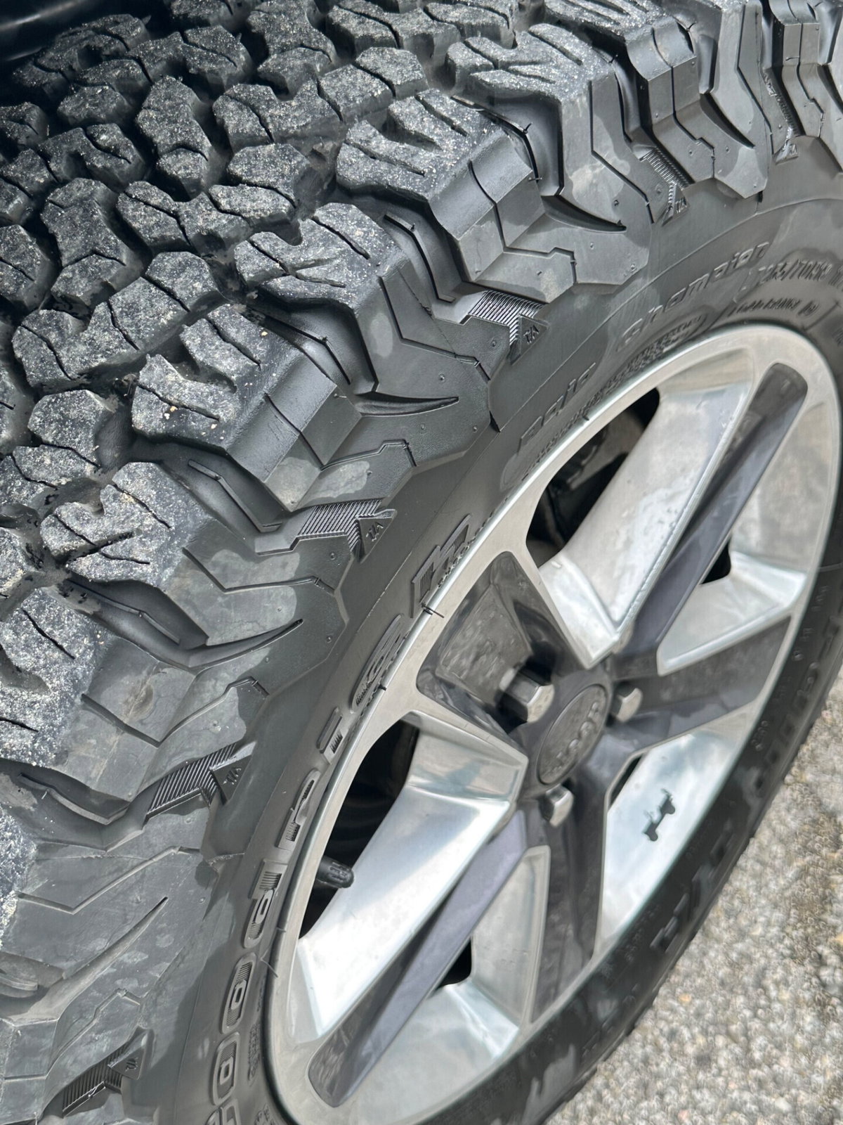 Jeep Wrangler Unlimited 2.2 Mjt II Sahara (17)