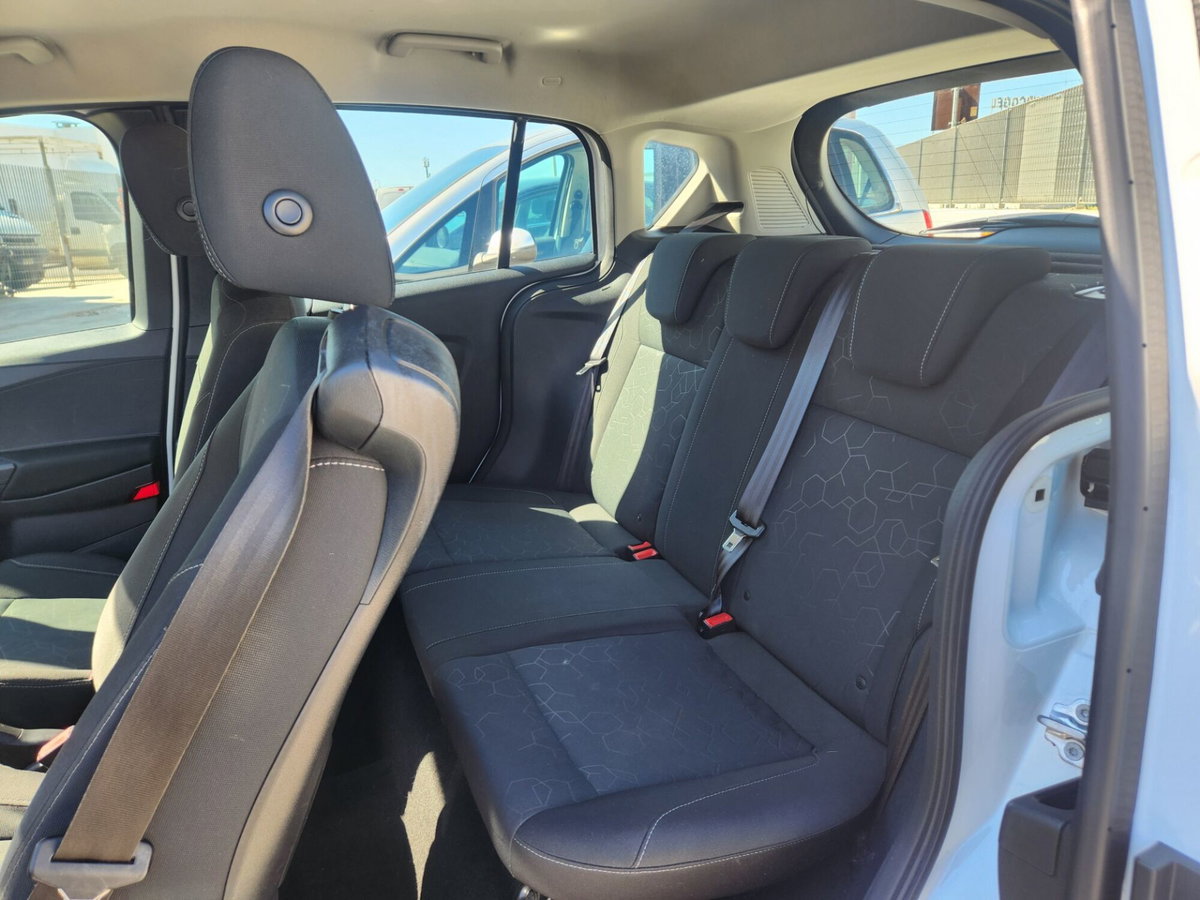 Ford B-Max B-Max 1.5 TDCi 75 CV Titanium (7)