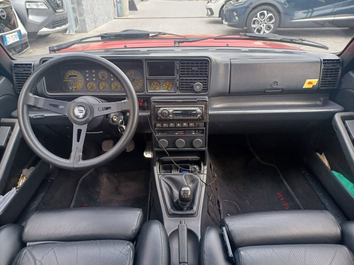 Lancia Delta turbo 16V HF integrale (15)