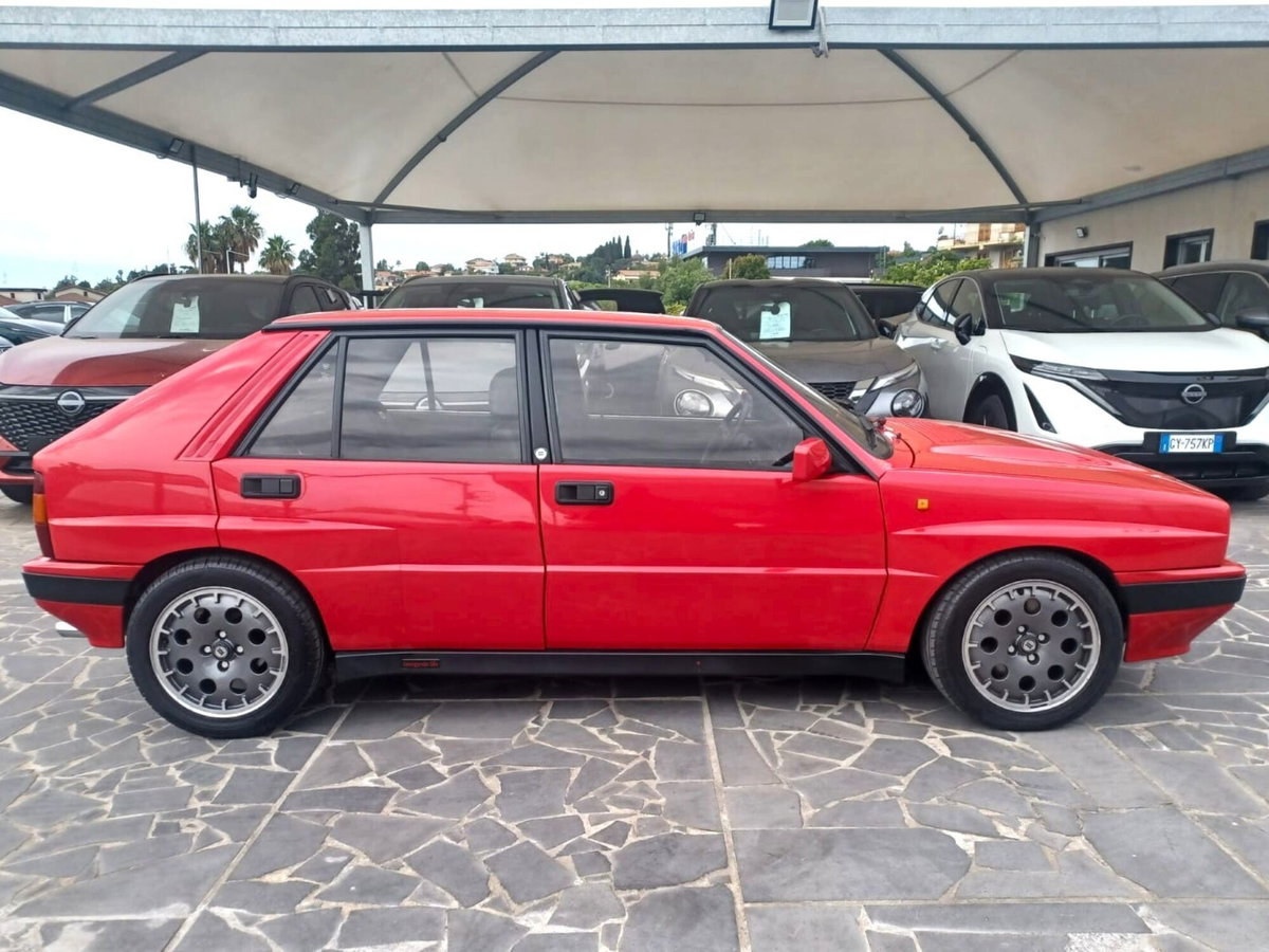 Lancia Delta turbo 16V HF integrale (3)