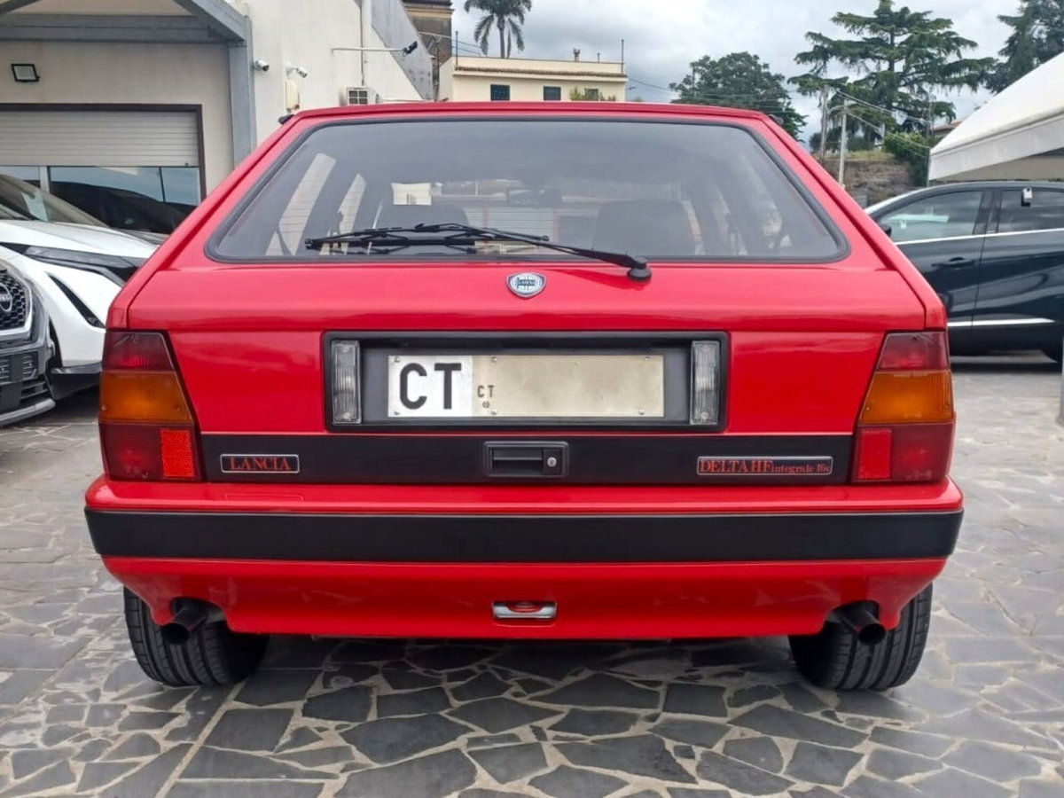 Lancia Delta turbo 16V HF integrale (6)