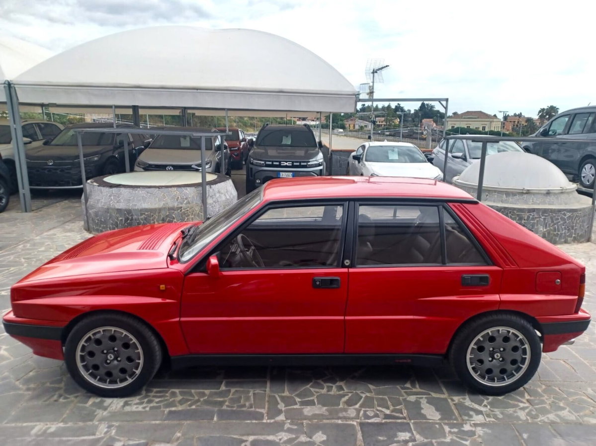 Lancia Delta turbo 16V HF integrale (8)