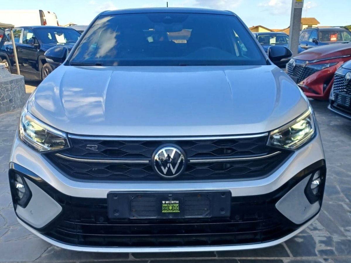 Volkswagen Taigo 1.0 TSI 110 CV DSG R-Line (2)