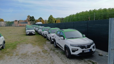 Dacia Spring Comfort Plus Electric 45 (11)