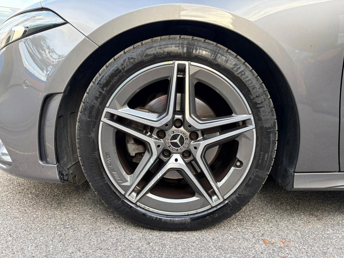 Mercedes-Benz Classe A 200 d Automatic Premium (7)