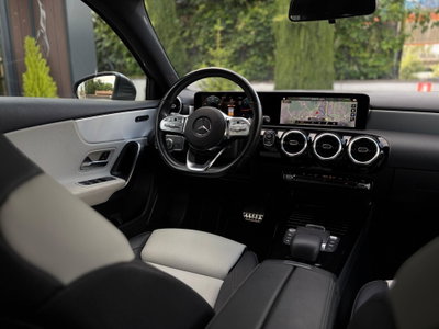Mercedes-Benz Classe A 200 d Automatic Premium (8)