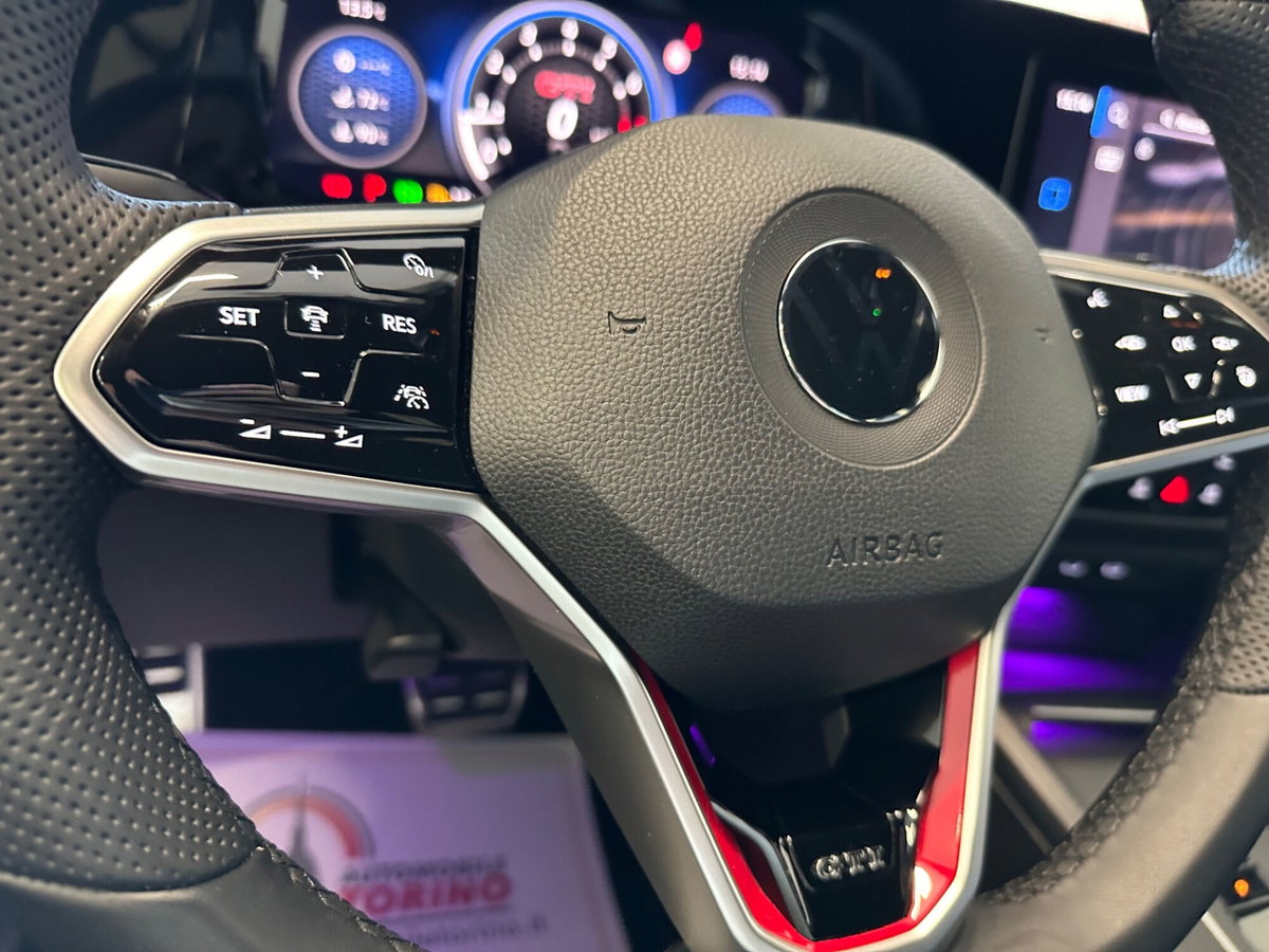 Volkswagen Golf 2.0 TSI GTI DSG (17)