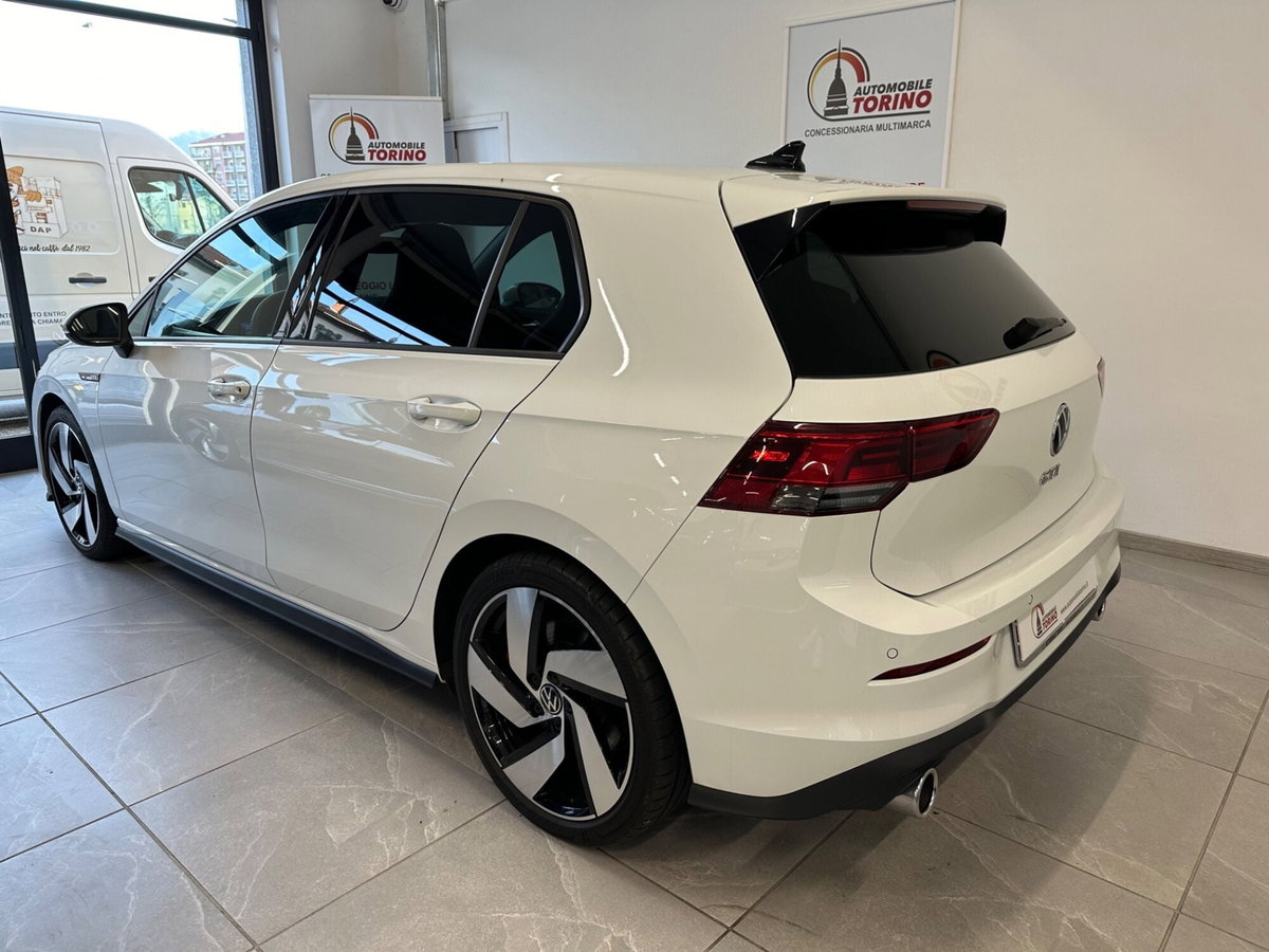 Volkswagen Golf 2.0 TSI GTI DSG (6)