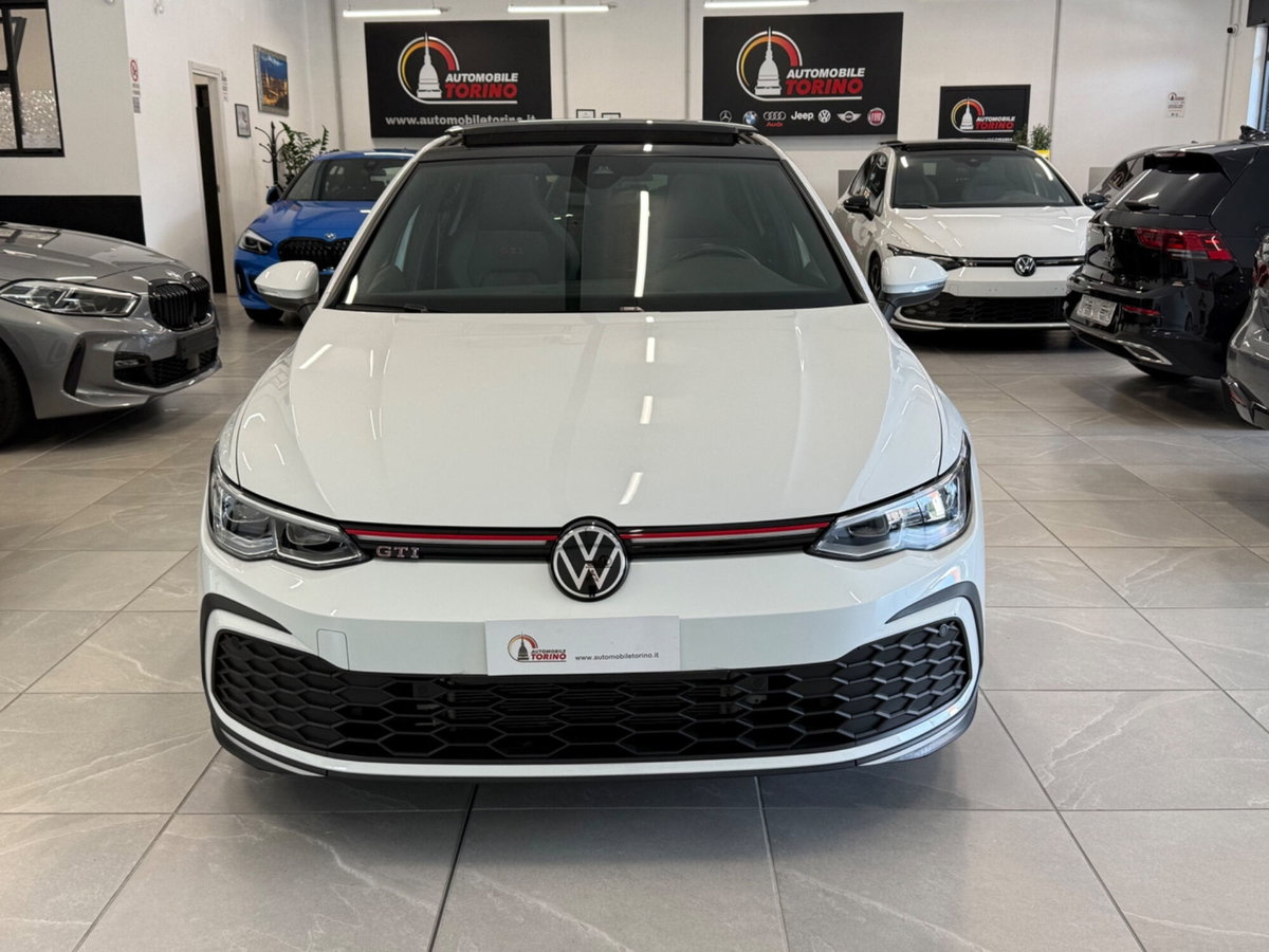 Volkswagen Golf 2.0 TSI GTI DSG (2)