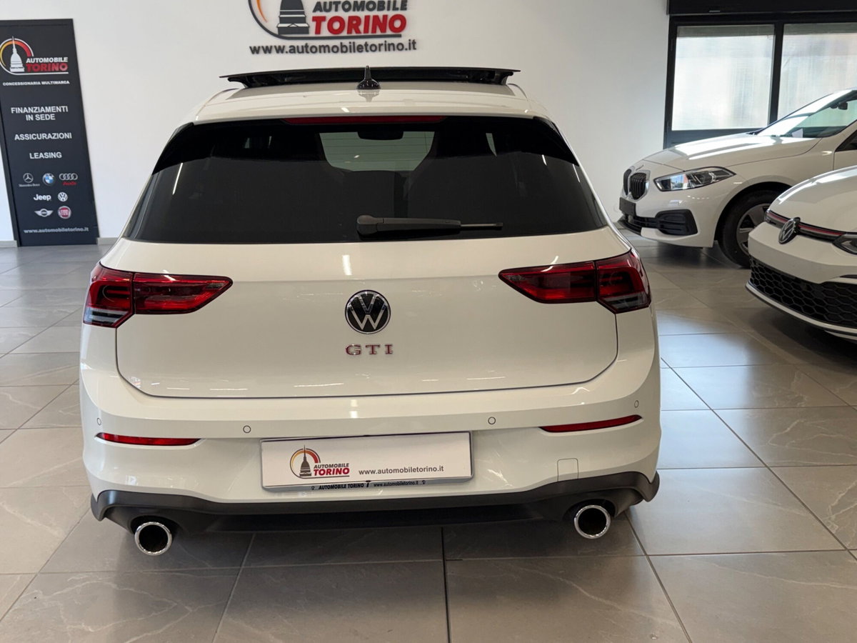 Volkswagen Golf 2.0 TSI GTI DSG (5)