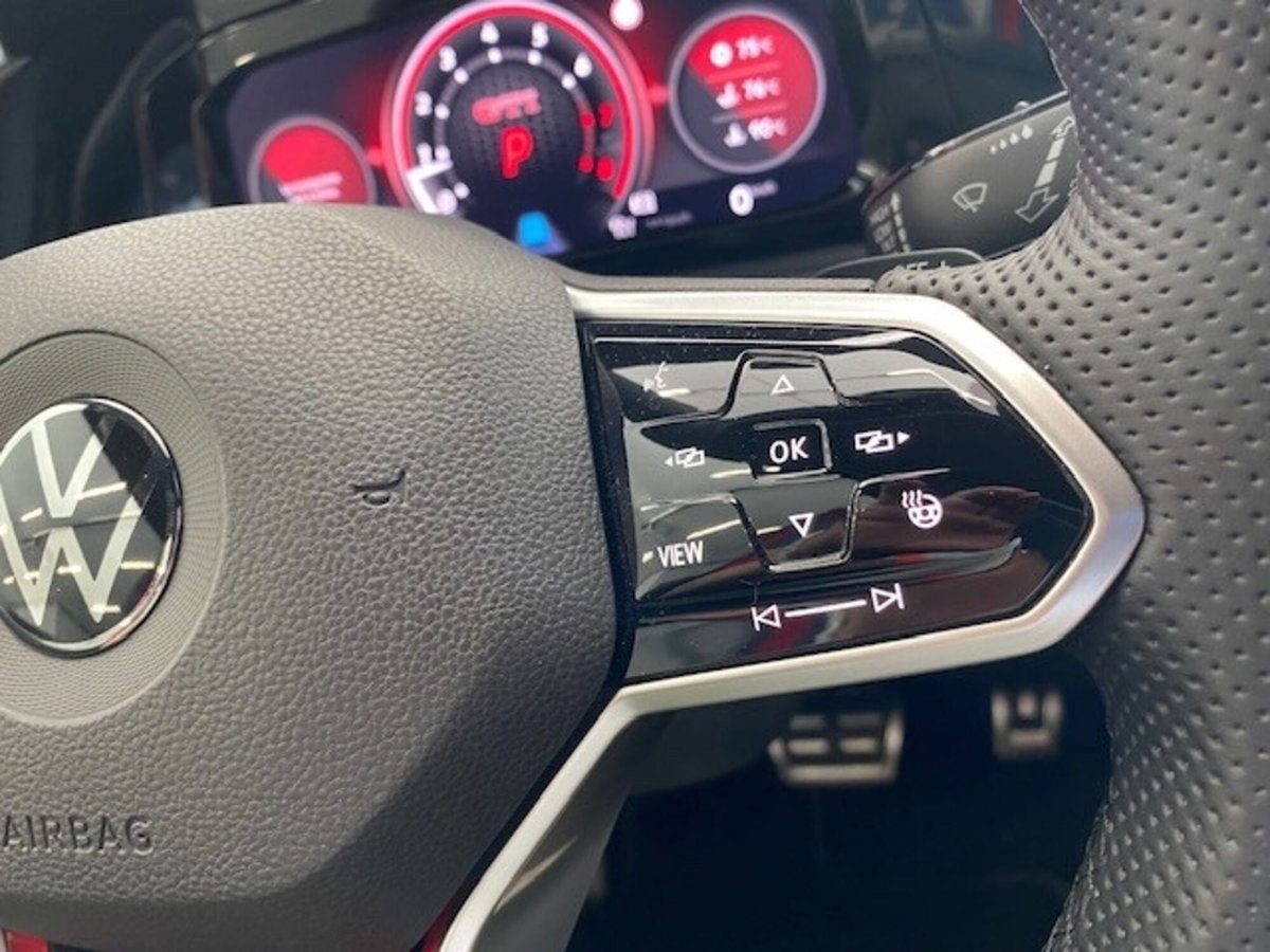 Volkswagen Golf 2.0 TSI GTI DSG (19)